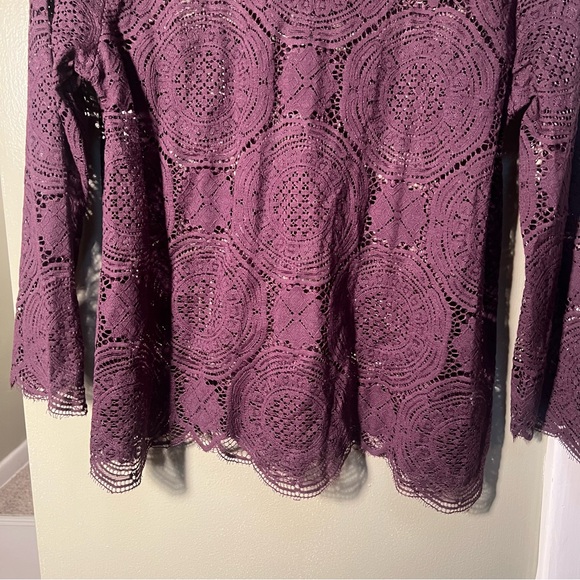Loft Lace Blouse Plum Purple Eyelash M - Picture 8 of 10